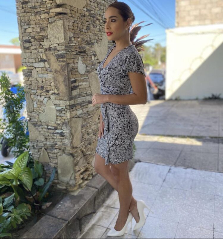 brenda vazquez feet 2