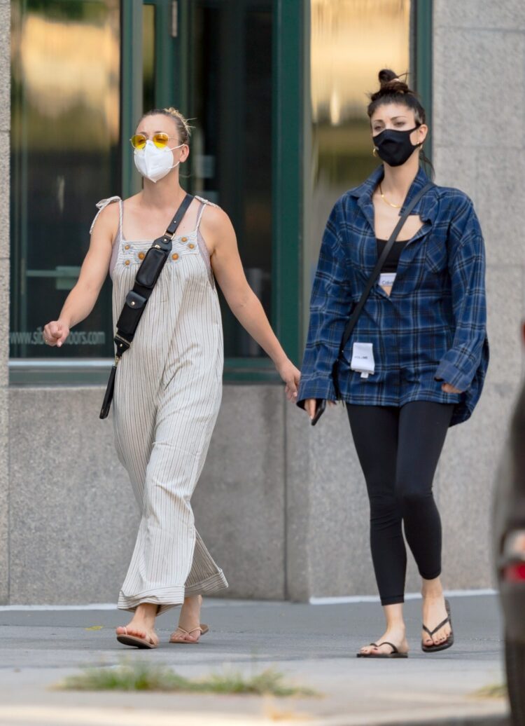 briana cuoco feet 1 scaled