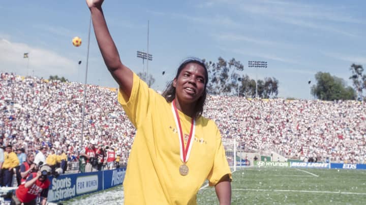 briana scurry feet 4