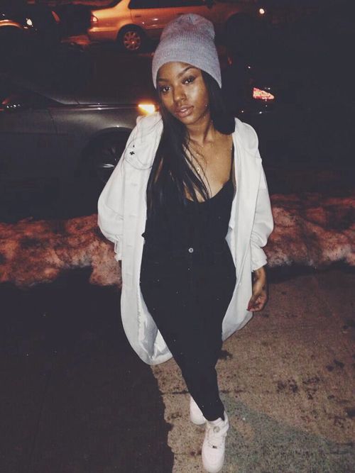 briana shanee feet 3