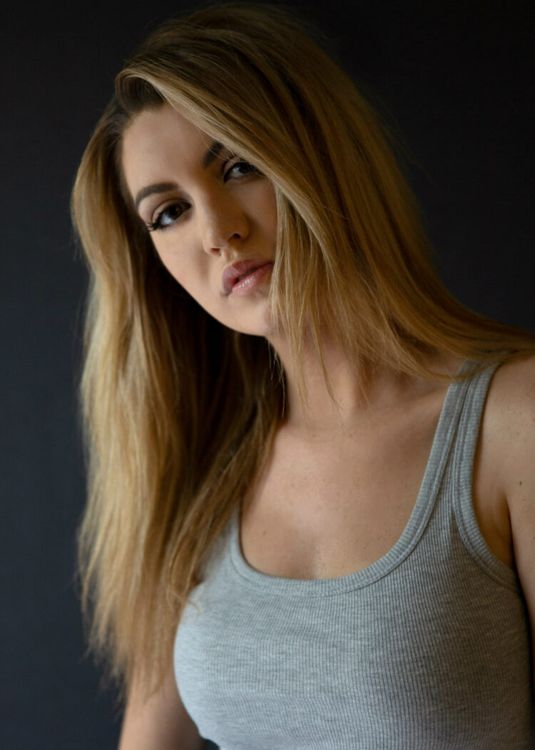 briana wagner feet 5