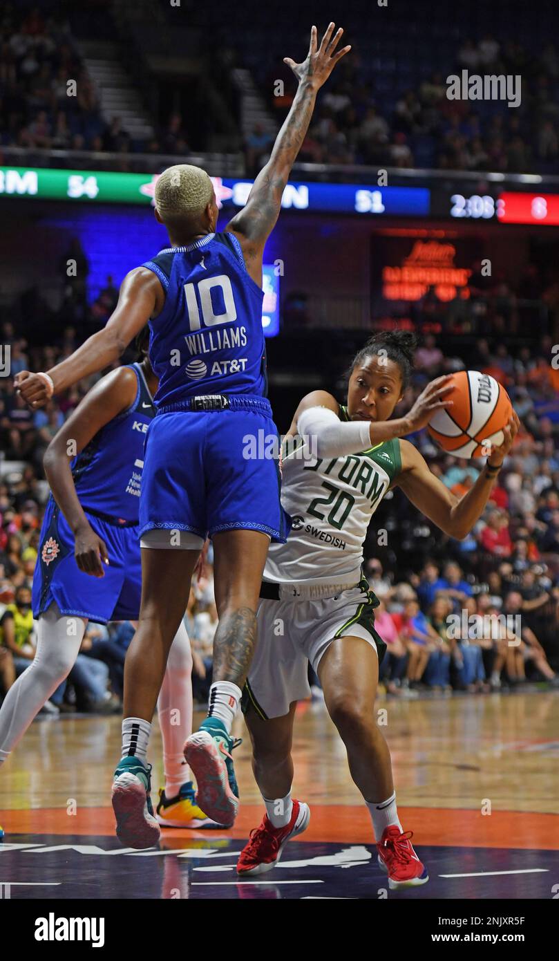 briann january feet 2