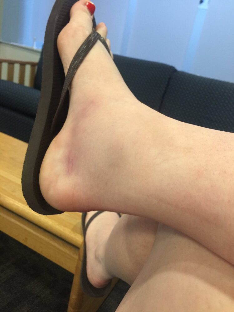 brianna collins feet