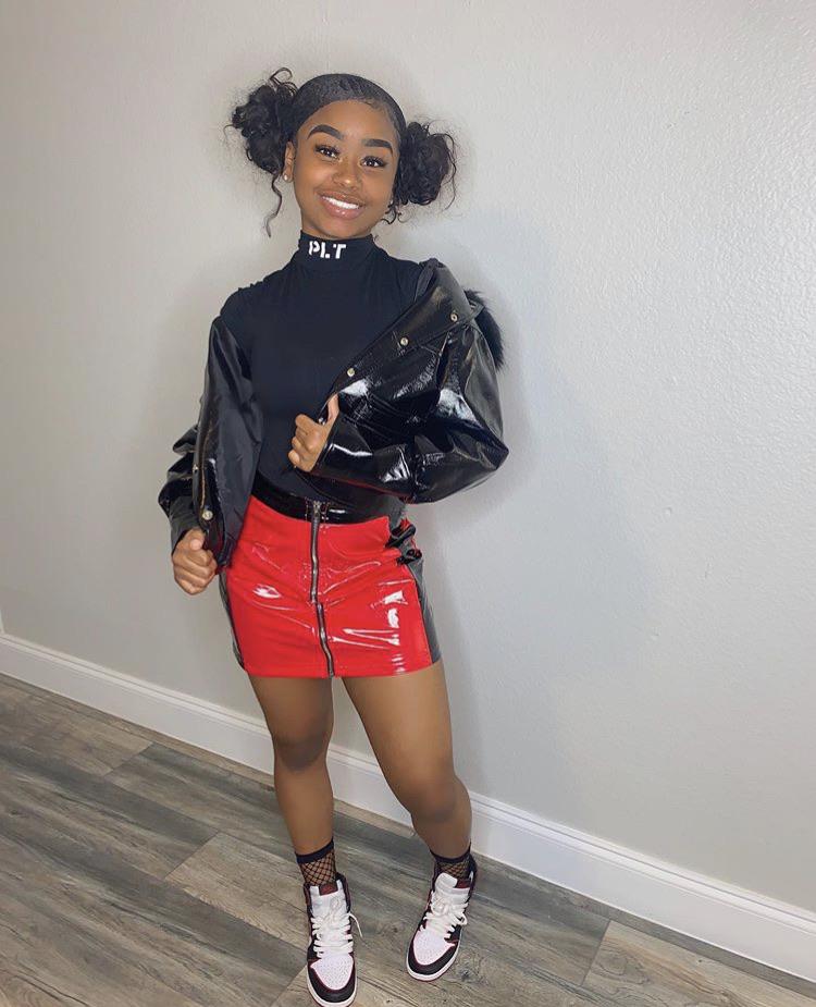 brianna jones feet 5