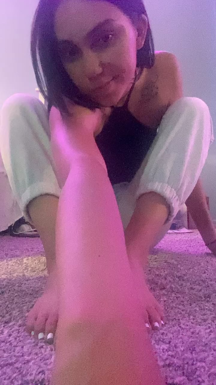 brianna tavares feet 1