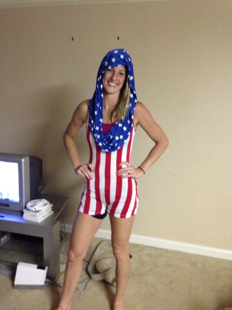 brianne mclaughlin feet 5