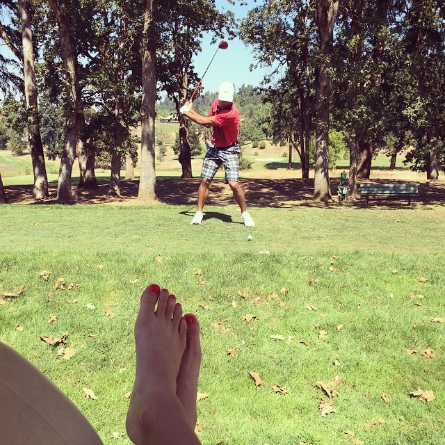 brianne theisen eaton feet 1