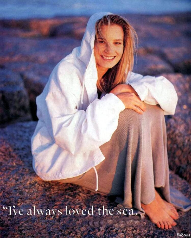 bridget fonda feet 4