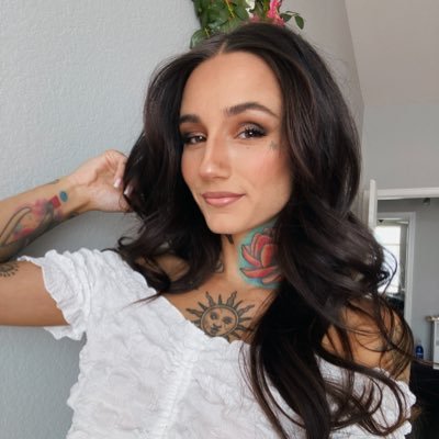 brin amberlee feet 1