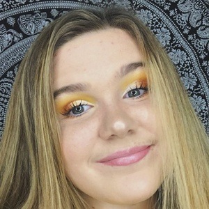 brionna laube feet 5