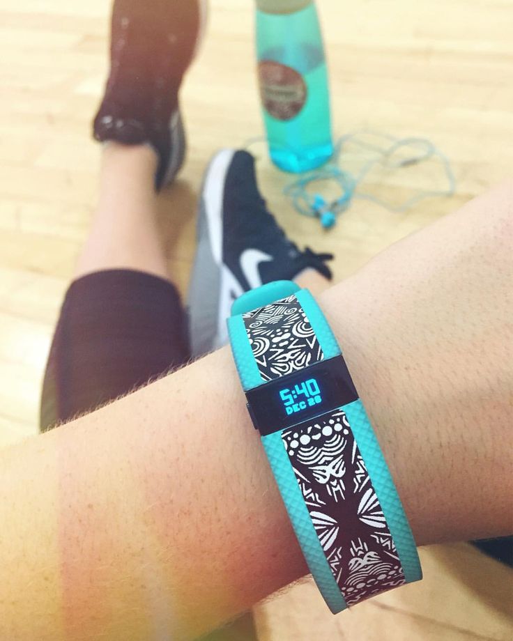 brita lynn thompson feet