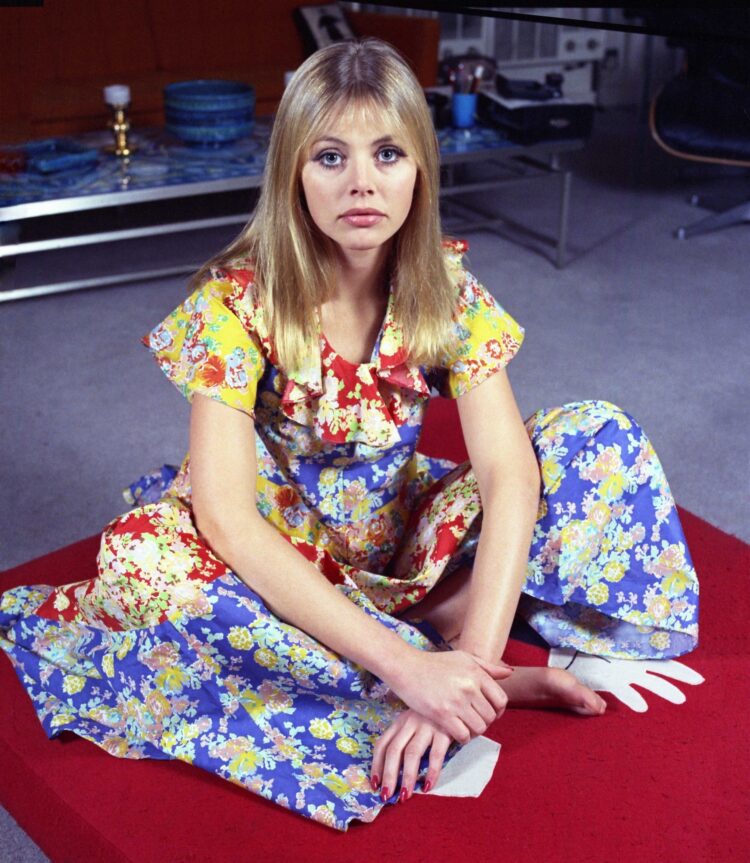 britt ekland feet