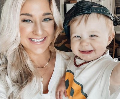 brittani boren leach feet 5