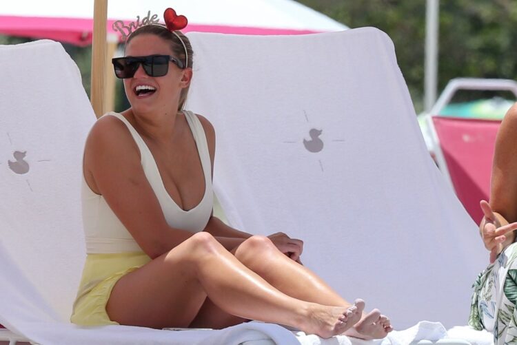 brittany cartwright feet 2