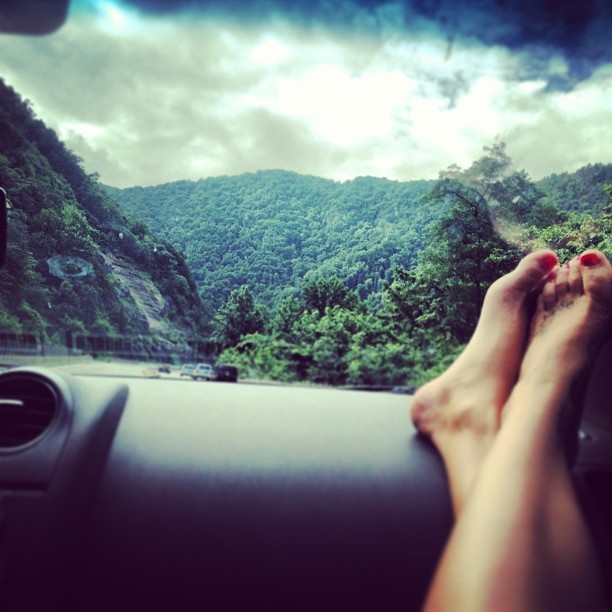 brittany cartwright feet 6