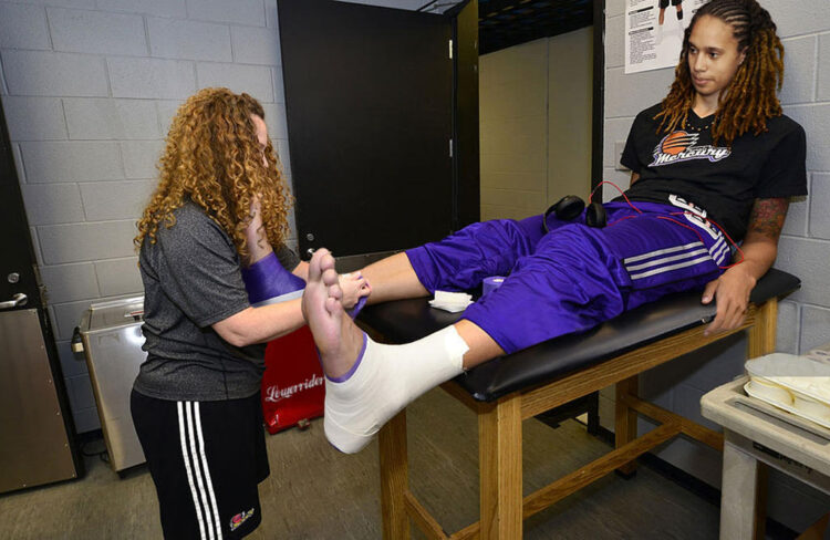 brittney griner feet 2