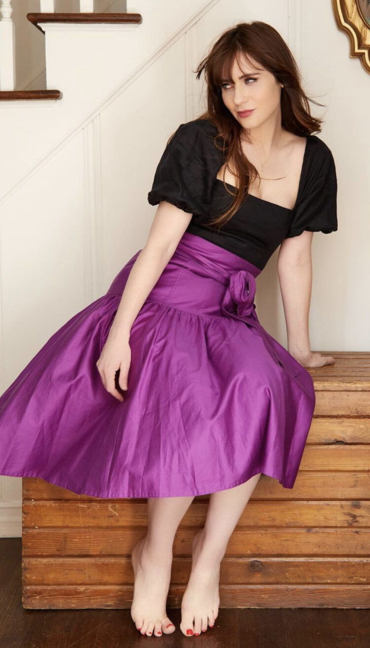 broey deschanel feet 1