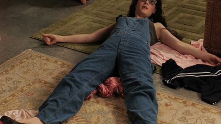 broey deschanel feet 4