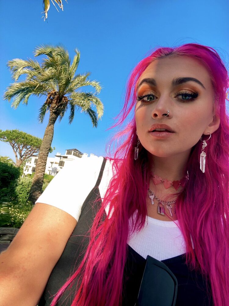 bronnie hughes feet 1