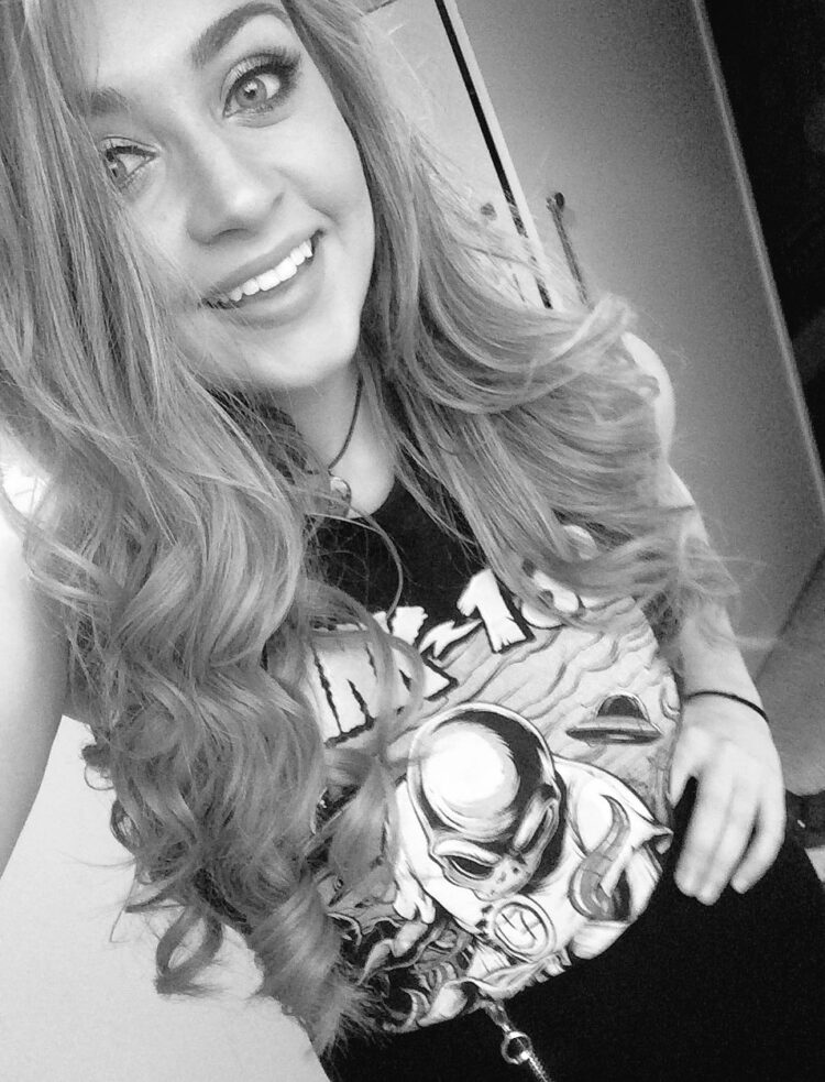 bronnie hughes feet 2