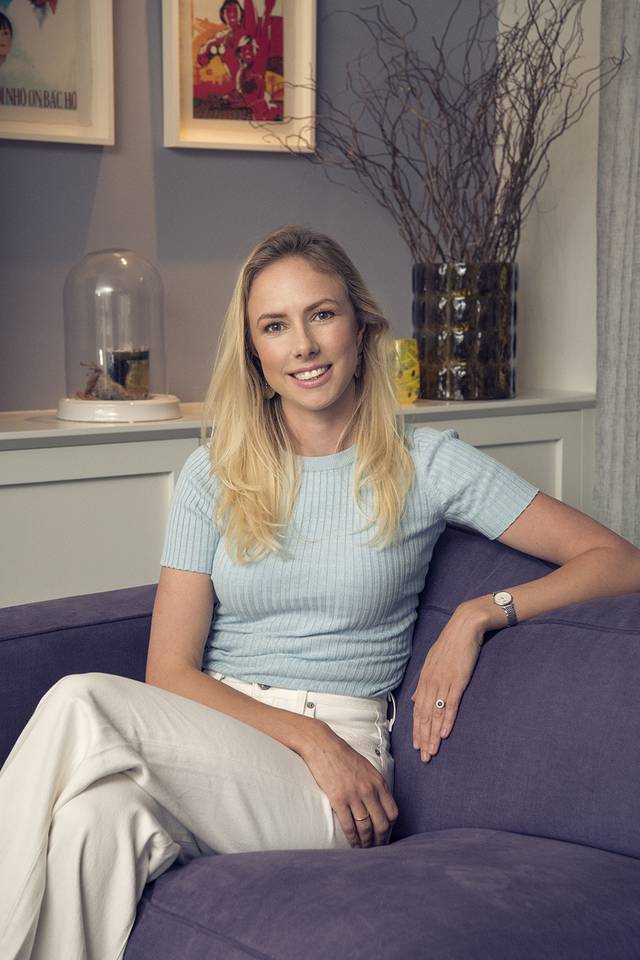 brook roberts feet 6