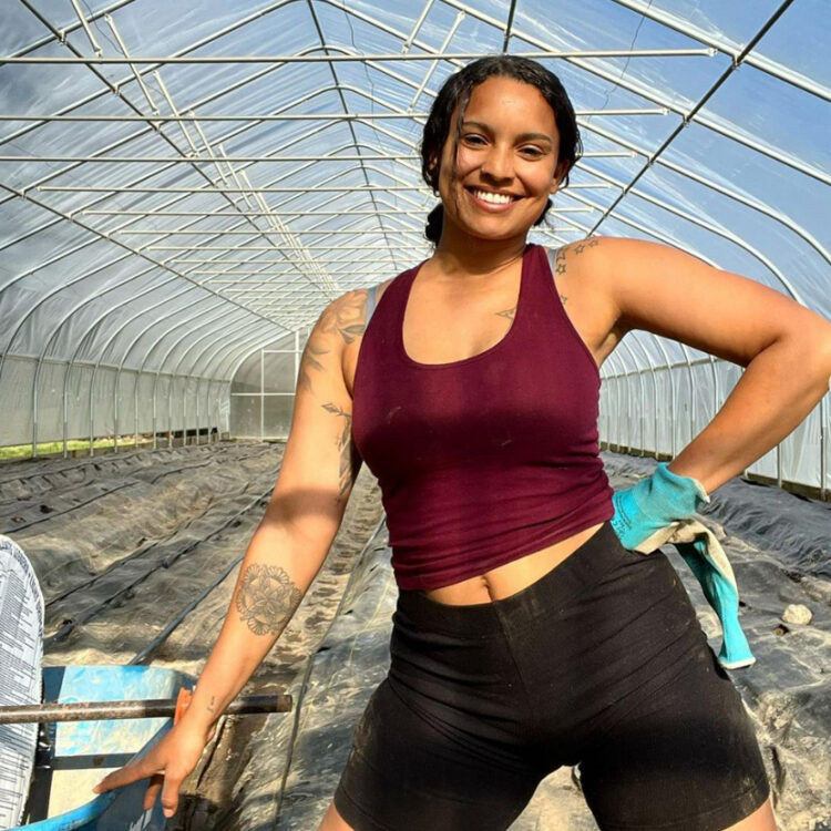 brooke bridges feet 6