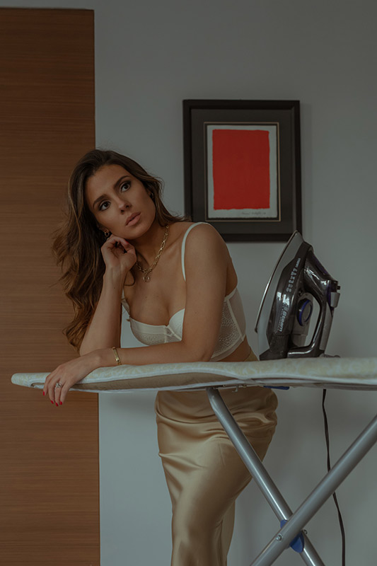 brooke carrie hil feet 5