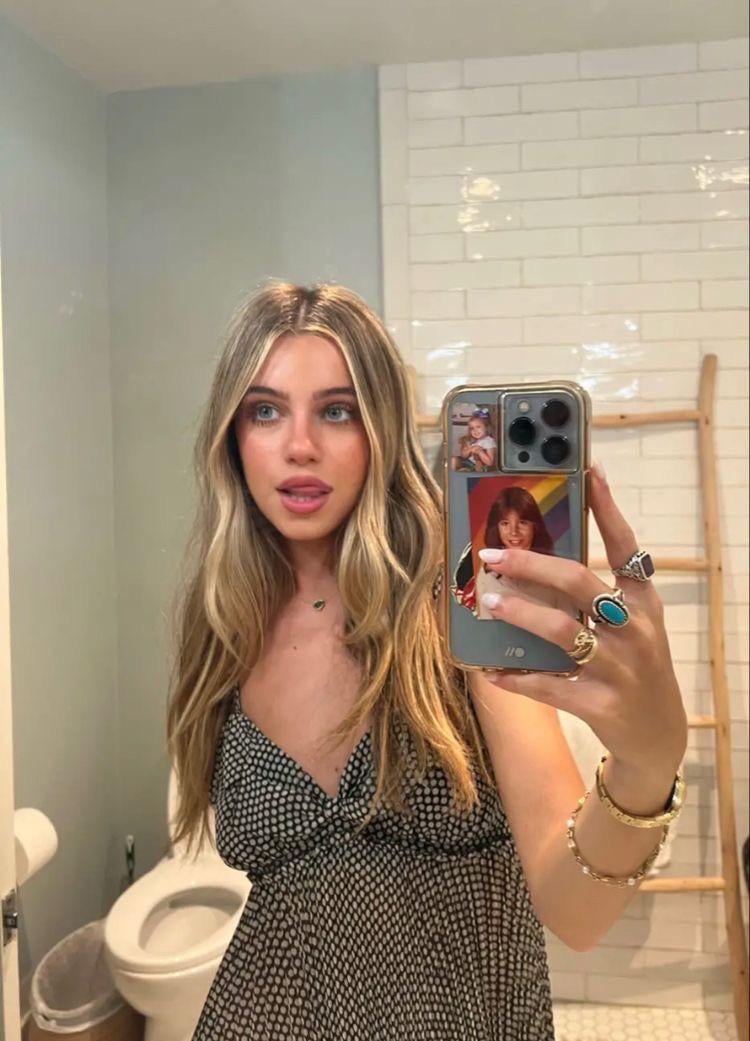 brooke flecca feet 3