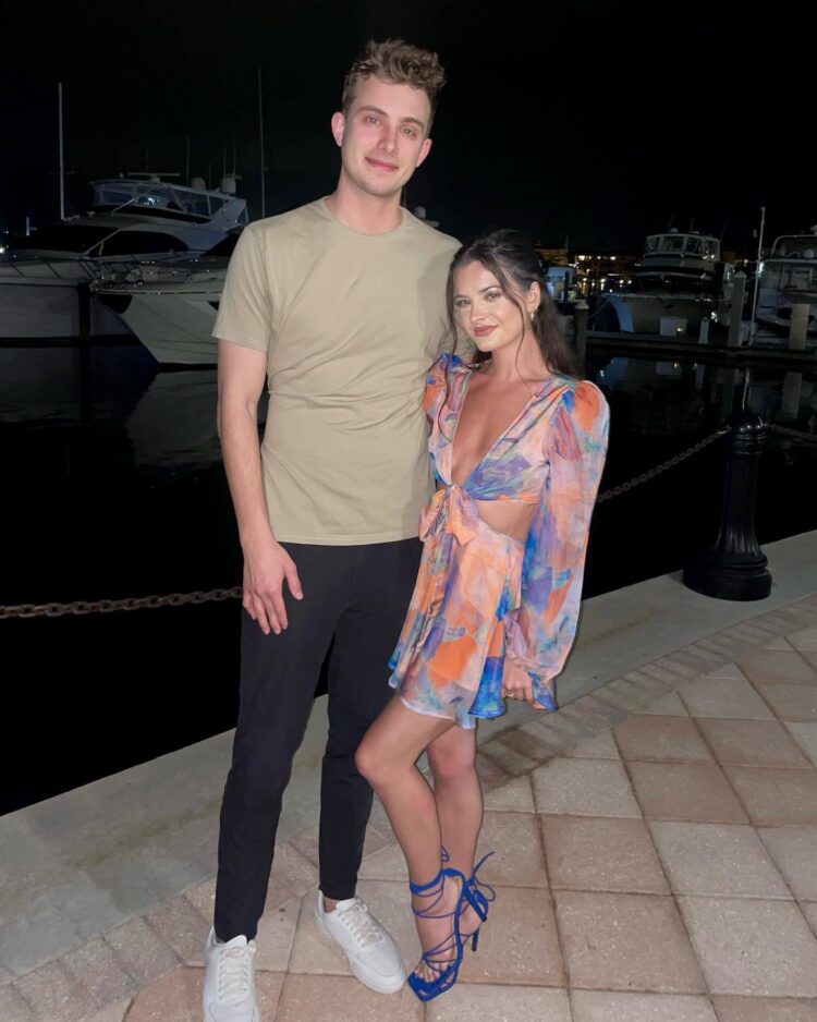 brooke hyland feet 2