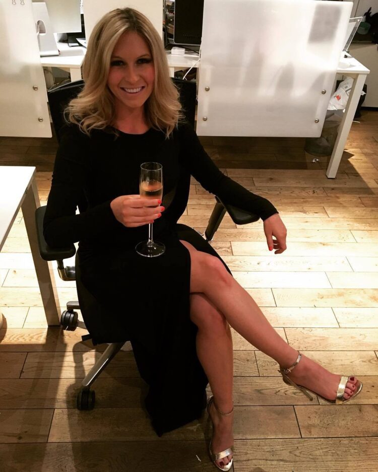brooke kinsella feet