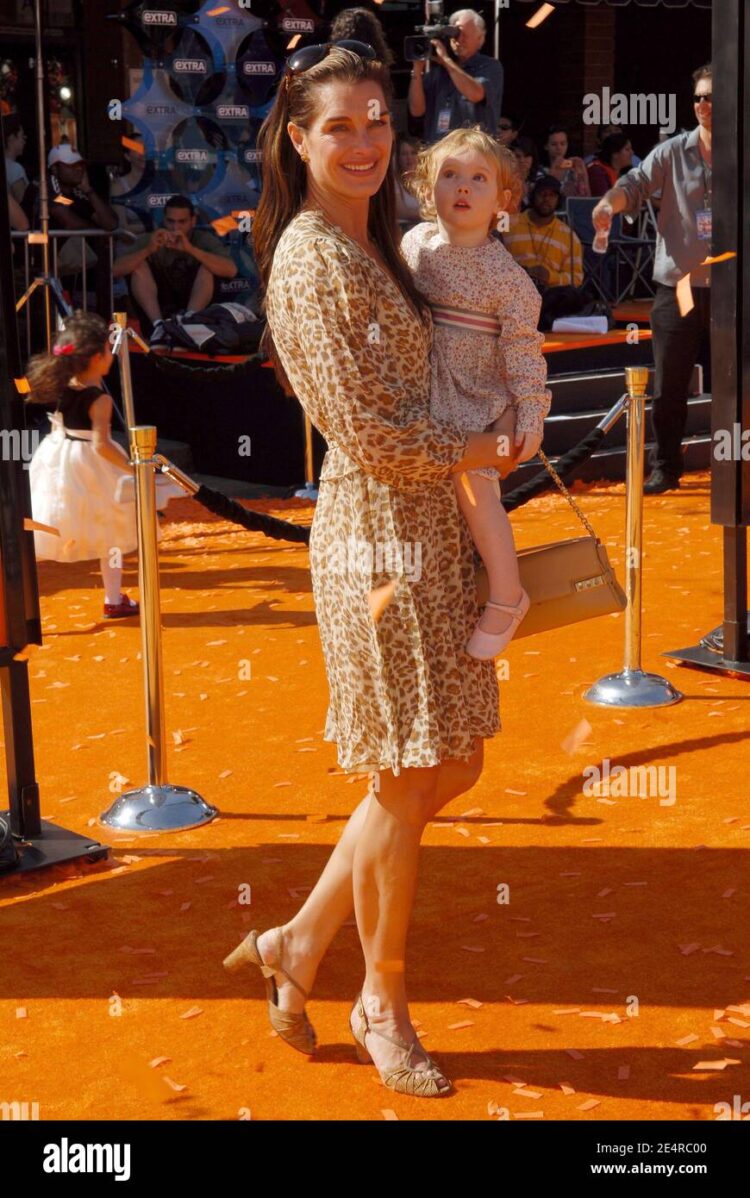 brooke lipton feet 6