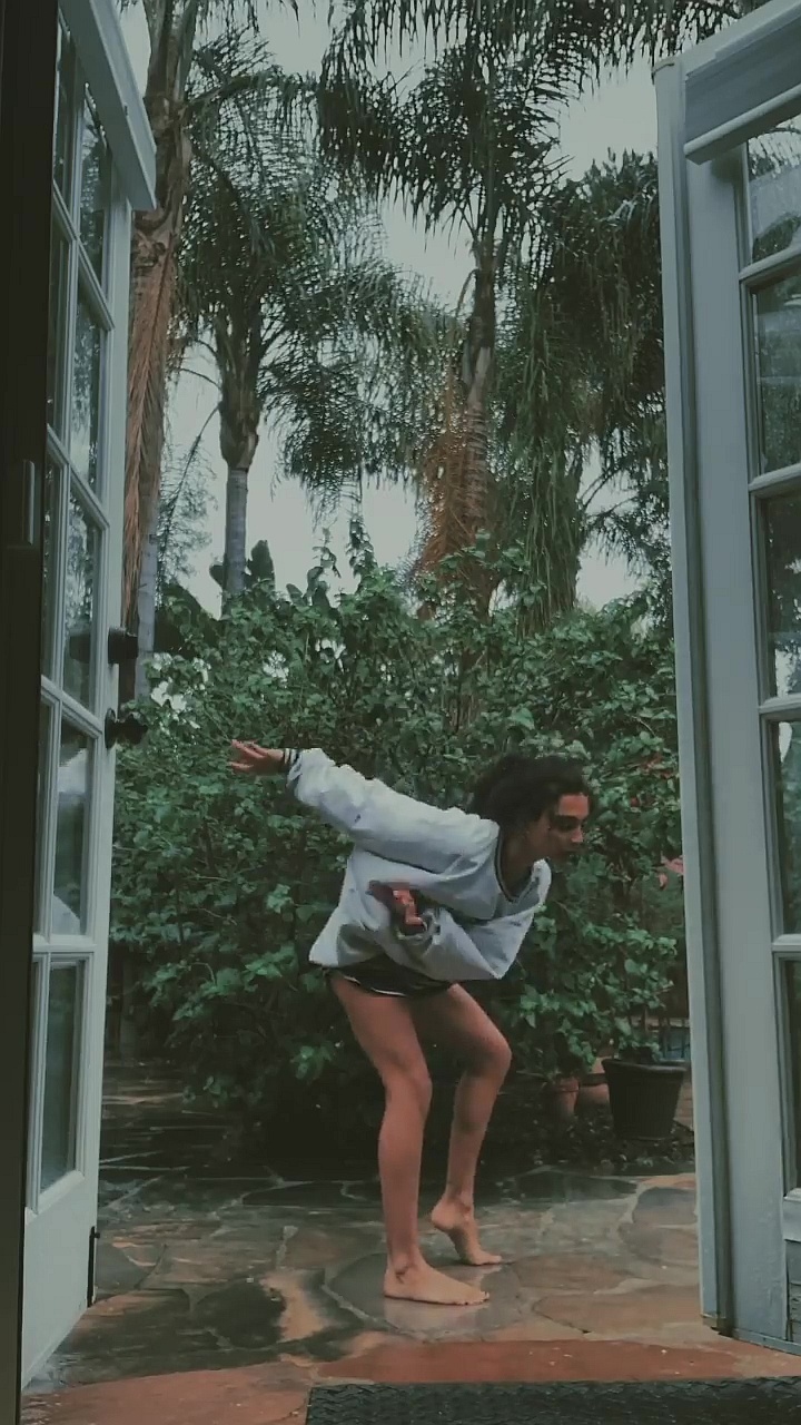 brooke maroon feet 6