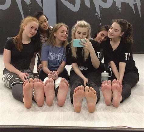 brooke morter feet 2