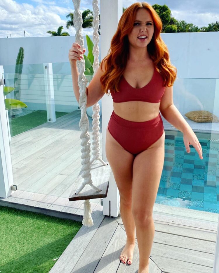 brooke nichole lee feet 4