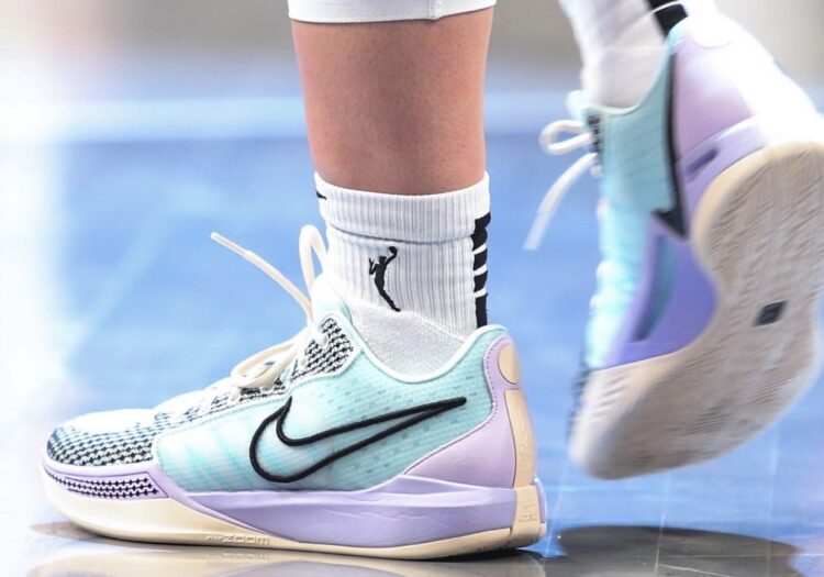 brooklyn jade feet 6