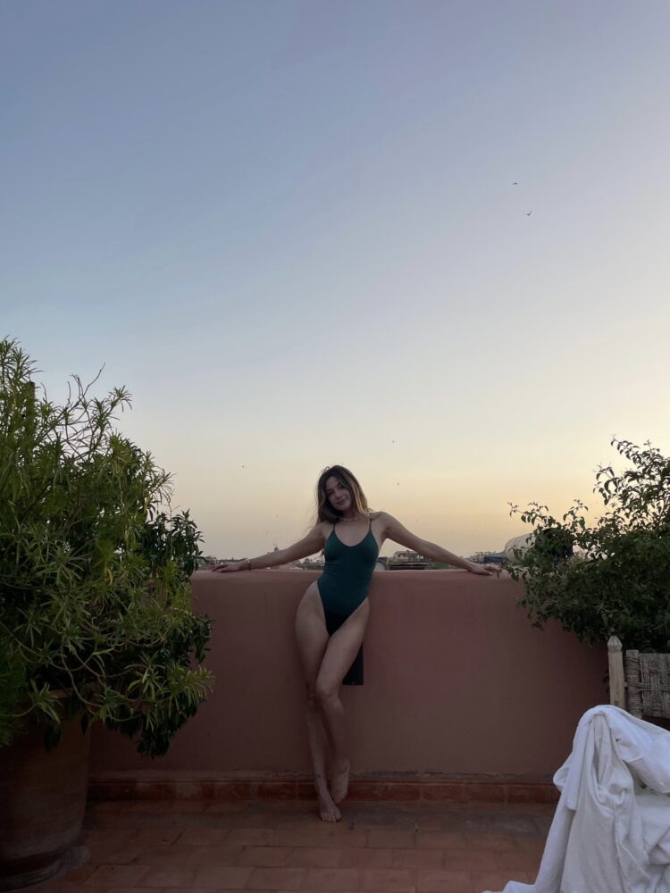 bruna de magalhaes feet 5