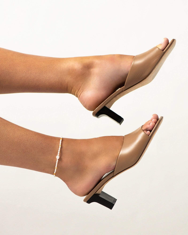 bruna montenegro feet 1