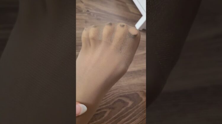 brunella merino feet