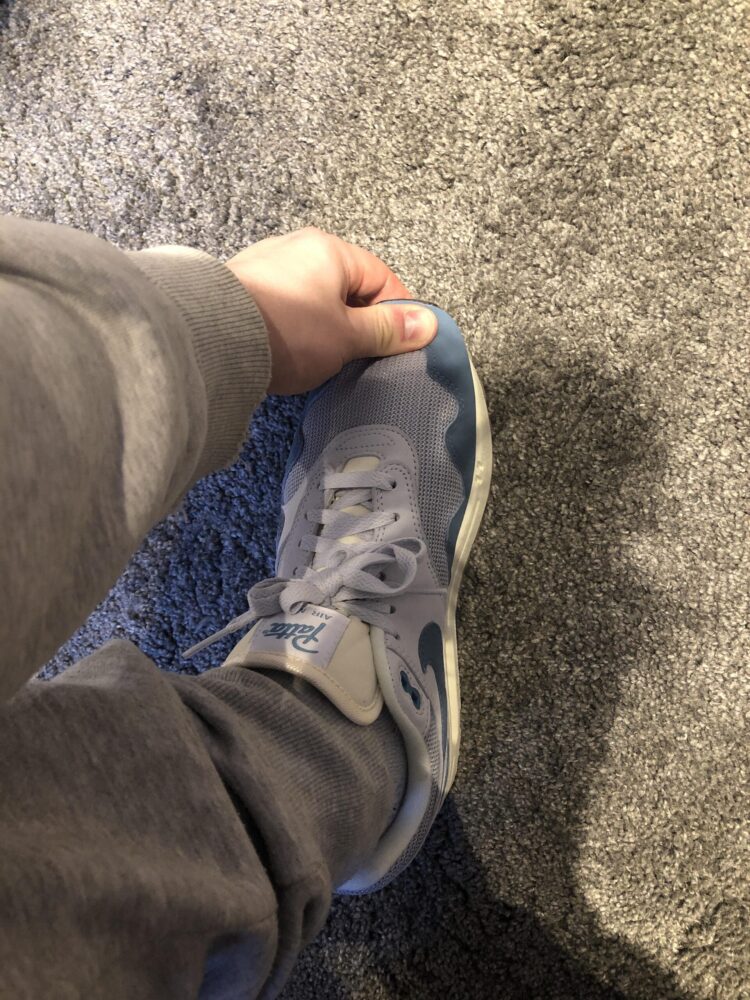 brunetka 009 feet 2 scaled