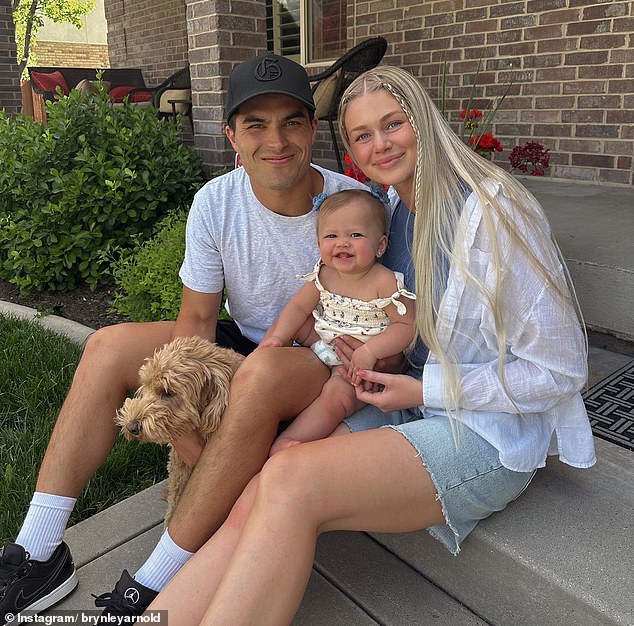 brynley arnold feet 1