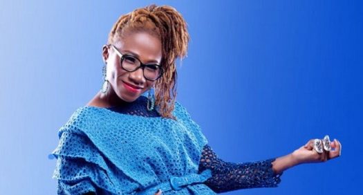 bukola elemide feet 4