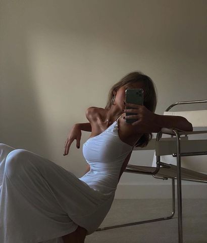 bukurie mehaj feet 6