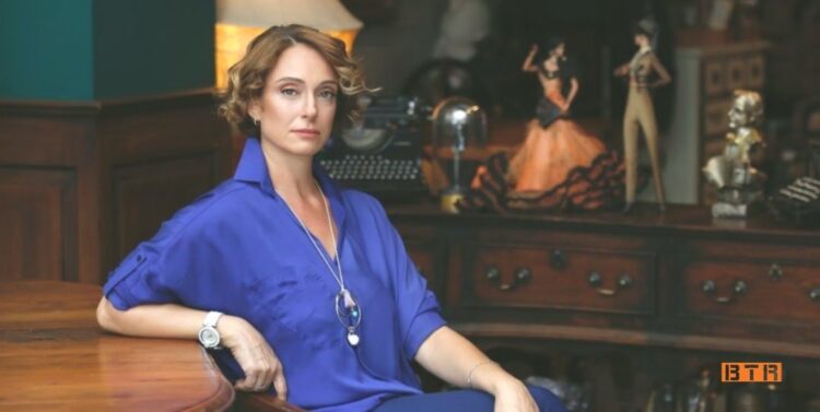 burcu almeman feet 5