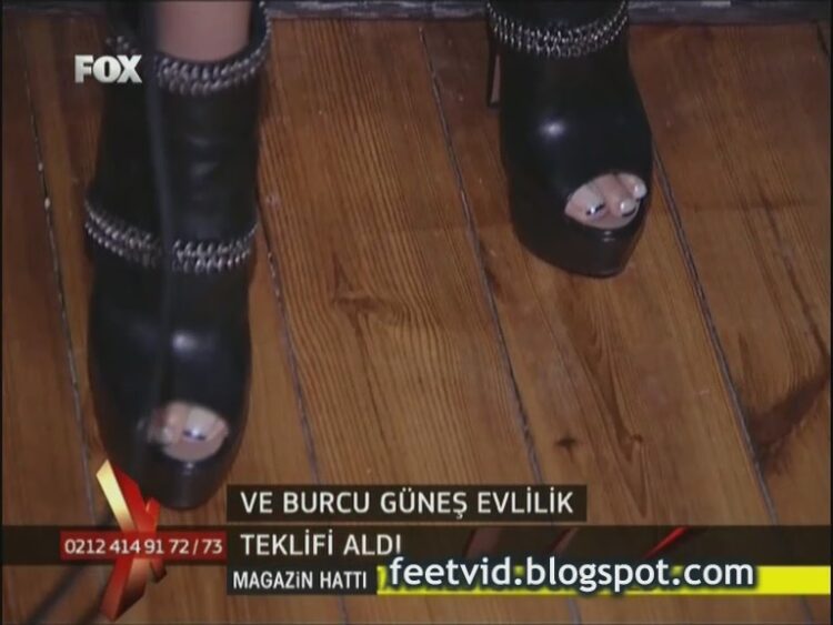 burcu gunes feet 2
