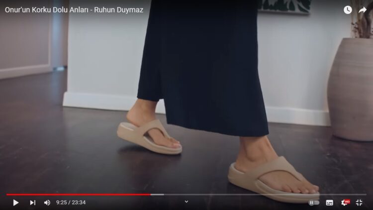 burcu ozberk feet 4