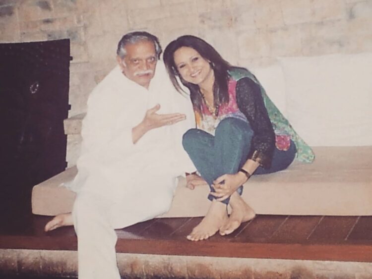 bushra ansari feet 6