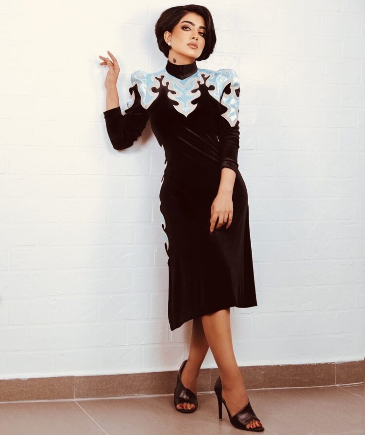 buthaina al raisi feet 2