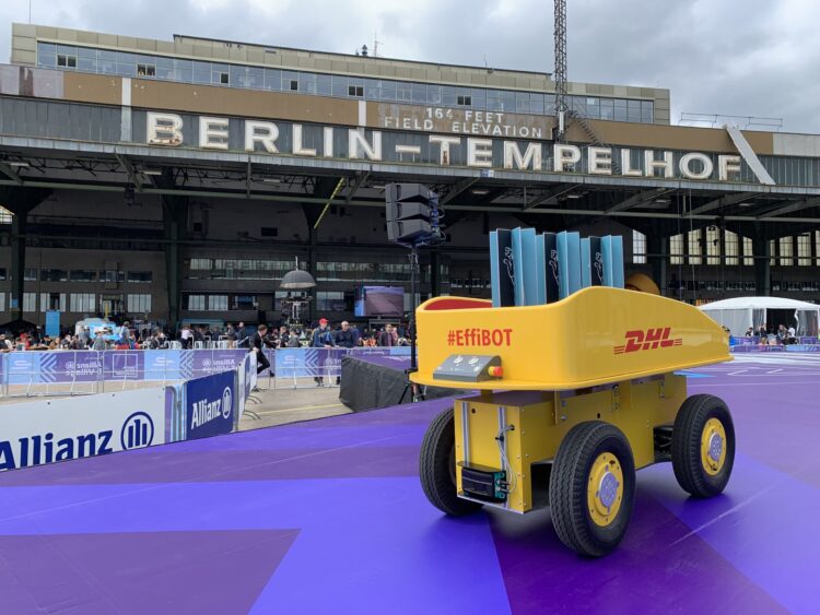 caca bueno feet 6 scaled