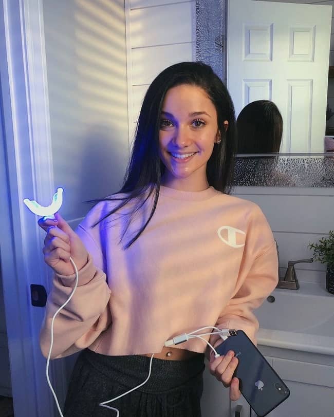 caelyn tirabassi feet 2