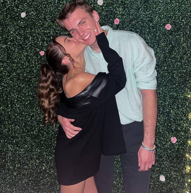 caelyn tirabassi feet 3